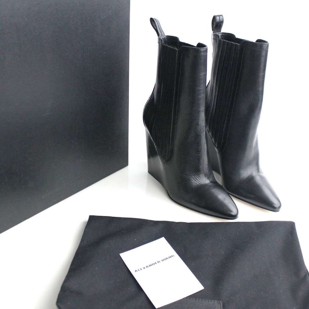 NIB ALEXANDER WANG Gored Wedge Ankle Chelsea Boots Pointed Toe Pull Up Heidi 38